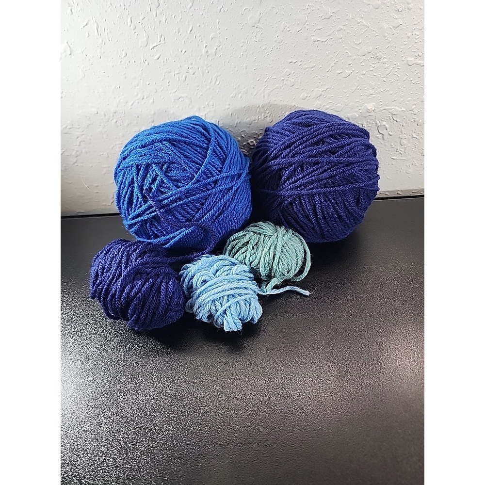 Mixed Lot Yarn 13oz Shades of Blue Knitting Crochet Craft Yarn